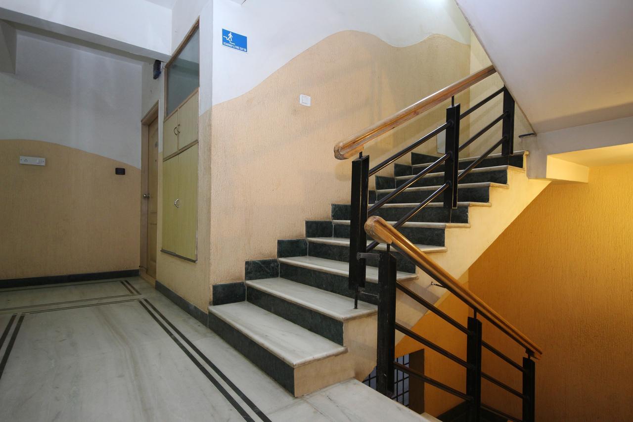 Oyo 5934 Lokaz Hotel Bangalore Ngoại thất bức ảnh