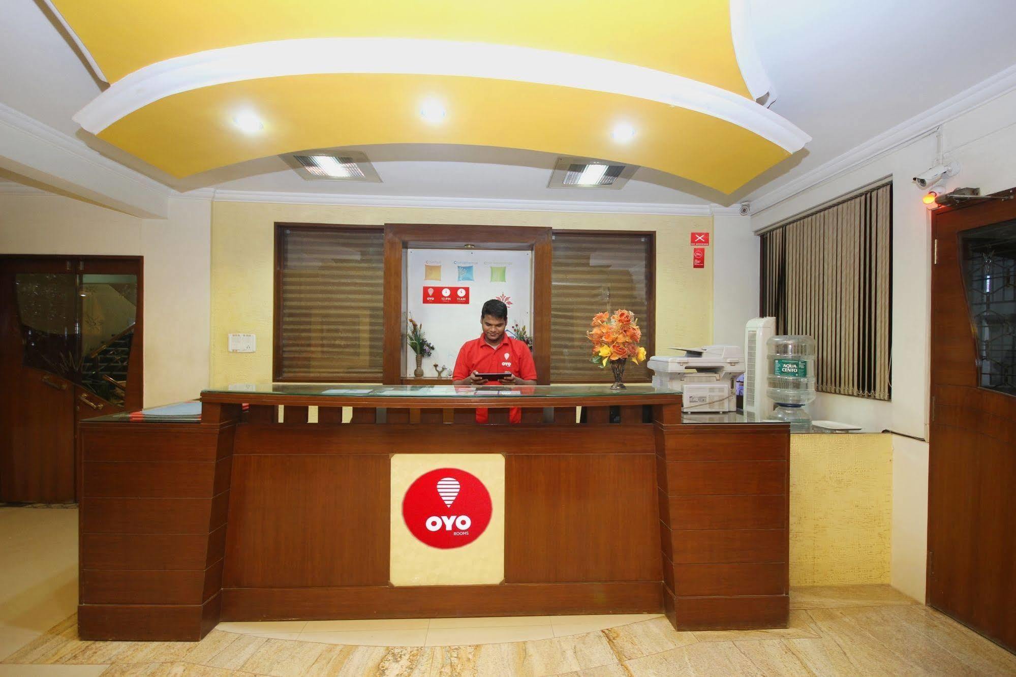 Oyo 5934 Lokaz Hotel Bangalore Ngoại thất bức ảnh